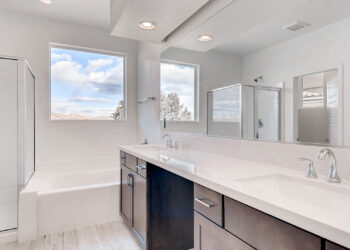 Flying-Nell-Court-03